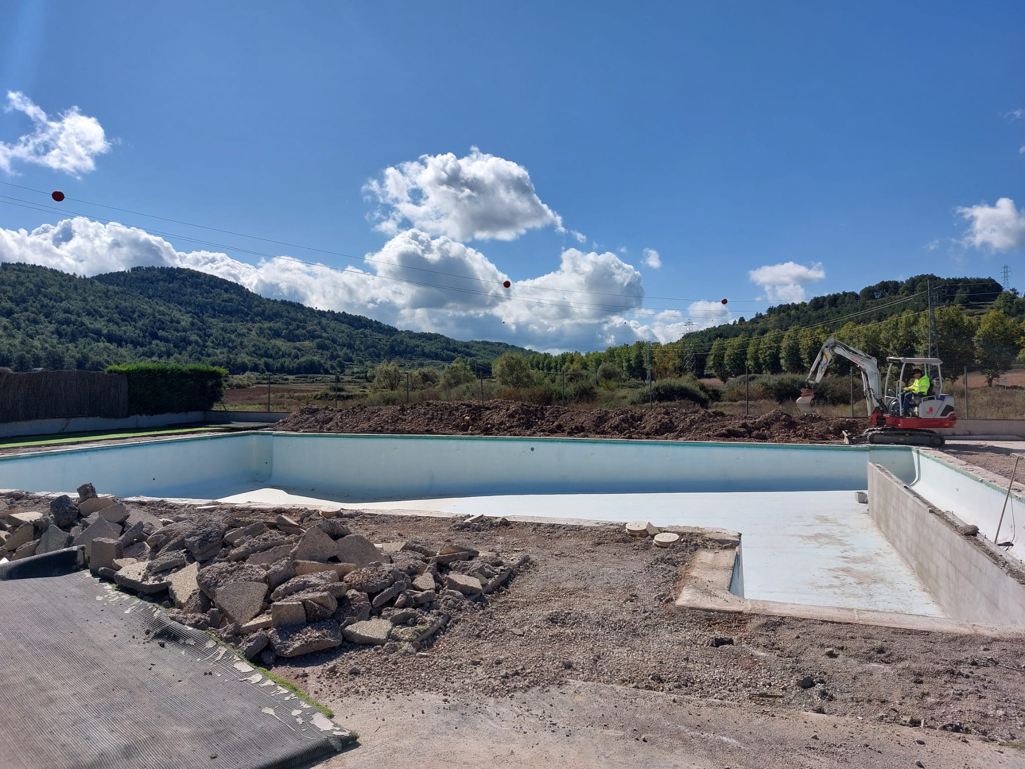 Millores en l'accessibilitat i l'eficiència de la piscina